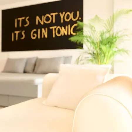 Swimming Pool With Private Parking Appartement *