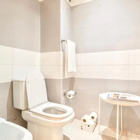 Swimming Pool With Private Parking Appartement Lisboa