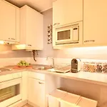 Apartament Swimming Pool With Private Parking